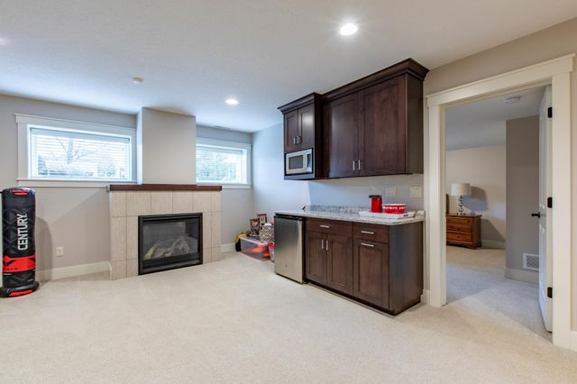 5361 Scenic Oak Drive SW, Rochester, MN 55902