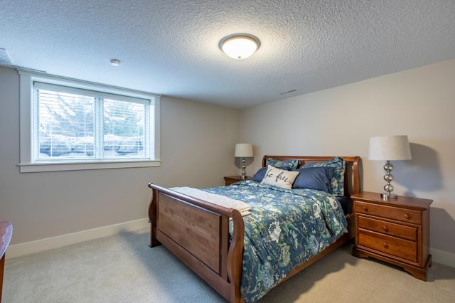 5361 Scenic Oak Drive SW, Rochester, MN 55902
