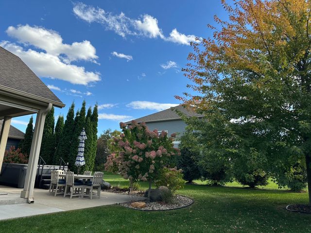 5361 Scenic Oak Drive SW, Rochester, MN 55902