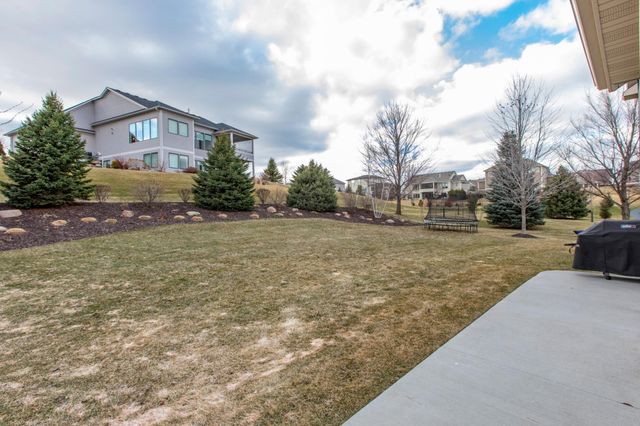 5361 Scenic Oak Drive SW, Rochester, MN 55902