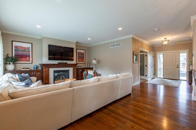 5361 Scenic Oak Drive SW, Rochester, MN 55902