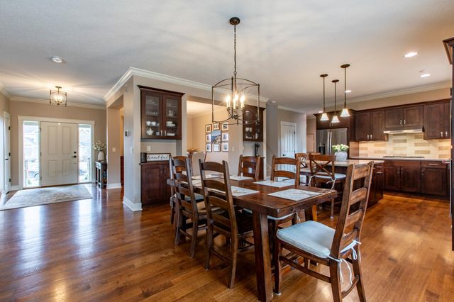 5361 Scenic Oak Drive SW, Rochester, MN 55902