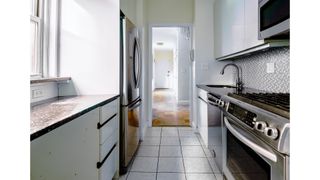 58 W 58TH Street # 15C, New York City, NY 10019