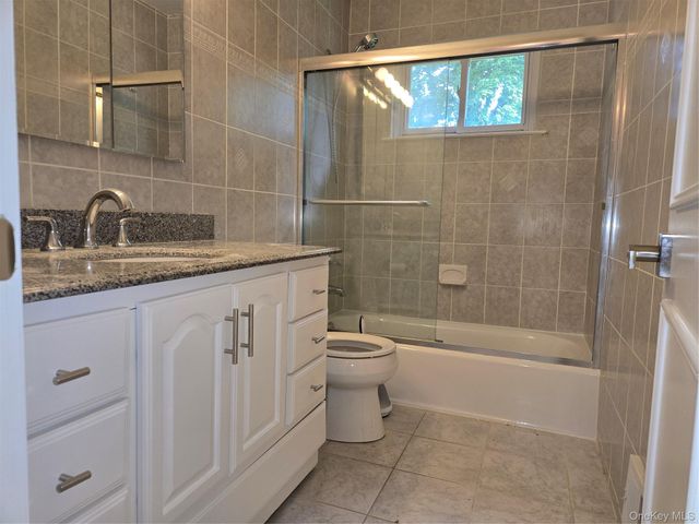 14 Lake Shore Drive, Nanuet, NY 10954