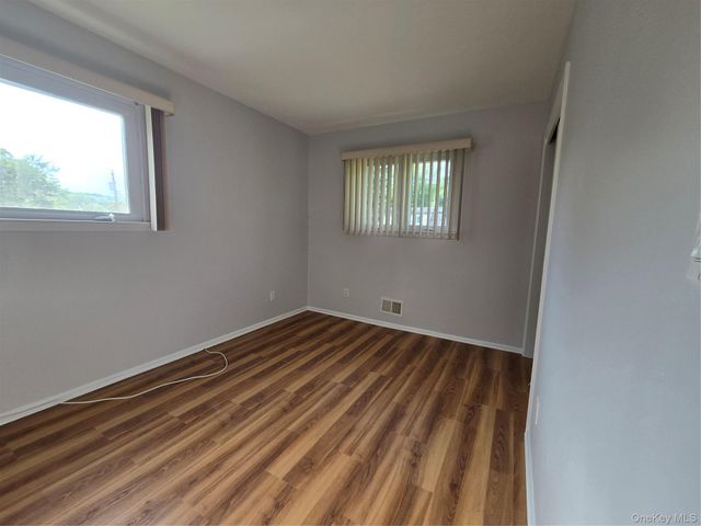 14 Lake Shore Drive, Nanuet, NY 10954