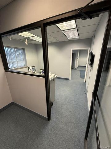 2232 Eureka Road, Wyandotte, MI 48192