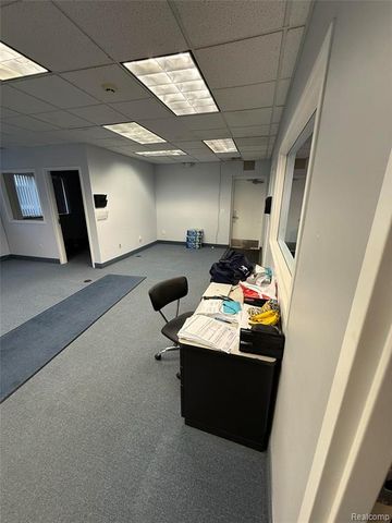 2232 Eureka Road, Wyandotte, MI 48192