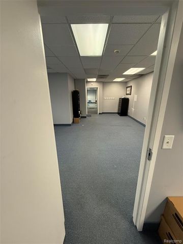 2232 Eureka Road, Wyandotte, MI 48192