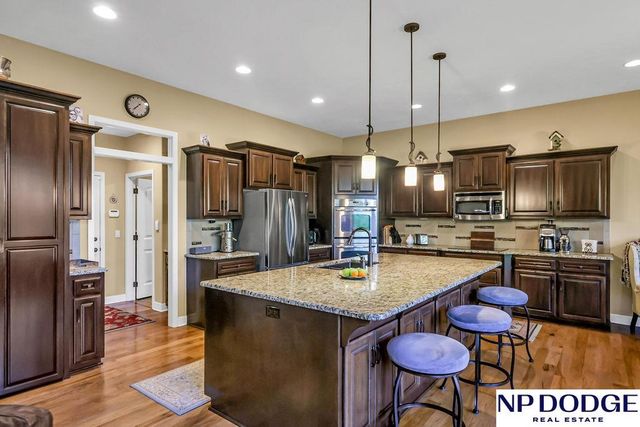 12375 S 74 Street, Papillion, NE 68046