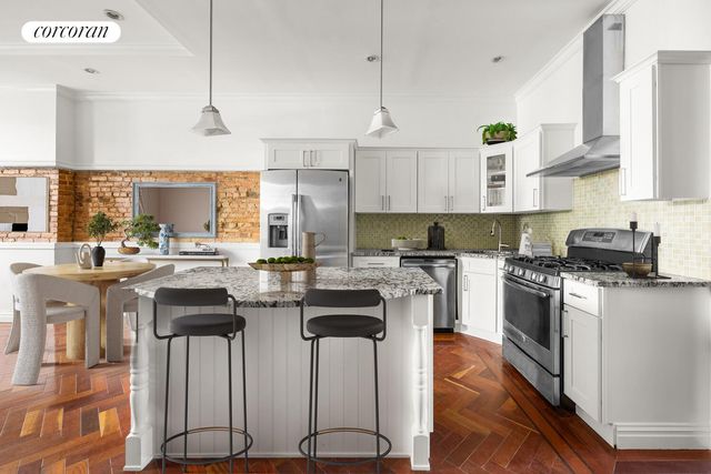 78 PILLING Street, New York City, NY 11207