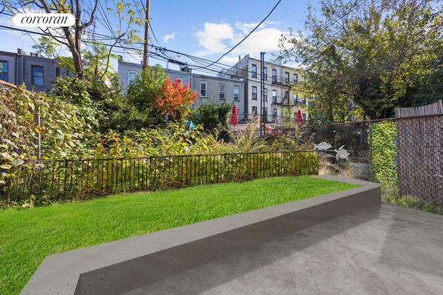 78 PILLING Street, New York City, NY 11207