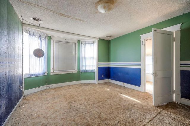 206 N 21st Street, Kansas City, KS 66102