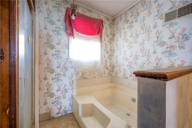 206 N 21st Street, Kansas City, KS 66102