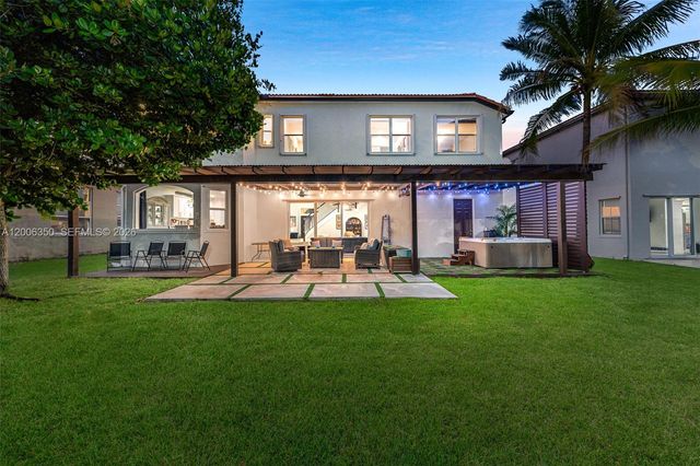 16818 SW 16th St, Pembroke Pines, FL 33027