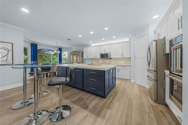 16818 SW 16th St, Pembroke Pines, FL 33027