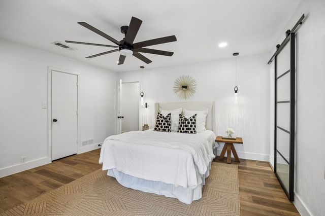 7205 Claybrook Drive, Dallas, TX 75231