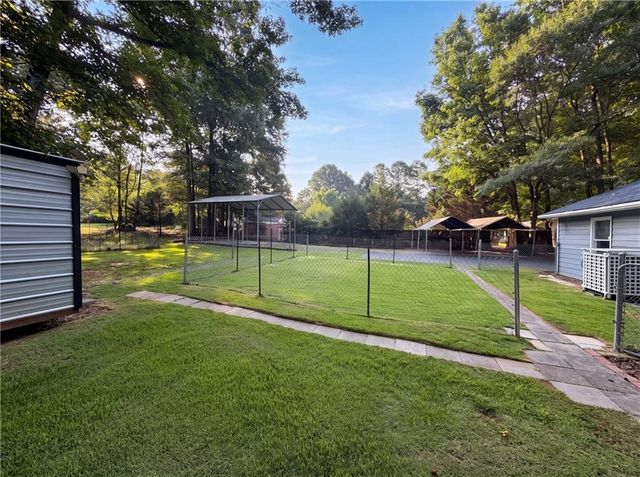 282 Bell Wood Road, Jefferson, GA 30549