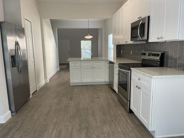 16187 OLD ASH LOOP, Orlando, FL 32828