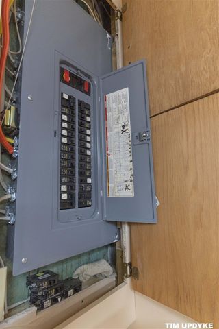 85 S Hilton Park Road, Muskegon, MI 49442