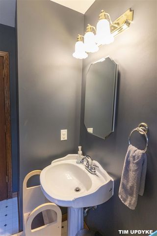 85 S Hilton Park Road, Muskegon, MI 49442