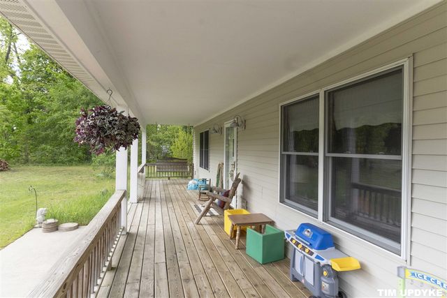 85 S Hilton Park Road, Muskegon, MI 49442