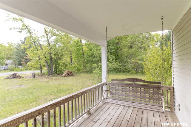 85 S Hilton Park Road, Muskegon, MI 49442