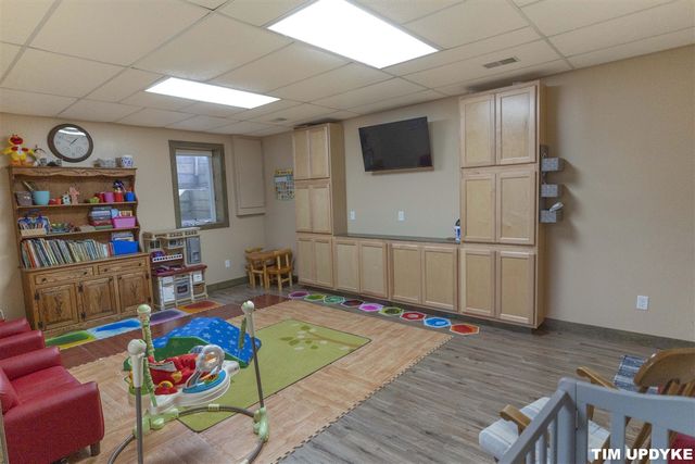 85 S Hilton Park Road, Muskegon, MI 49442