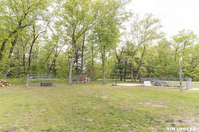 85 S Hilton Park Road, Muskegon, MI 49442