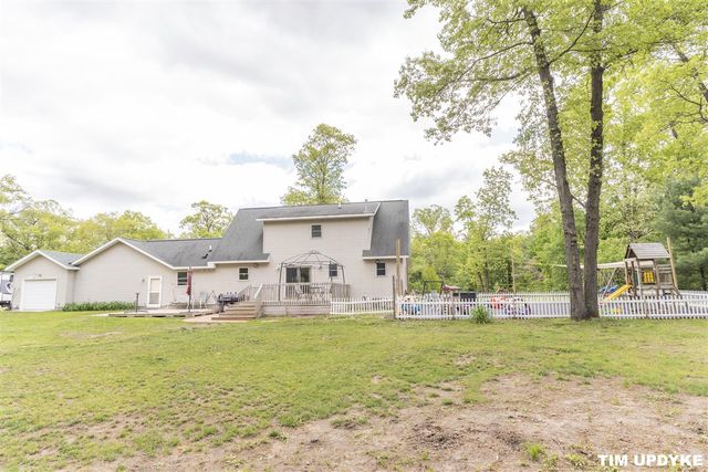 85 S Hilton Park Road, Muskegon, MI 49442