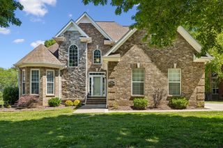 5442 Saint Ives Dr, Murfreesboro, TN 37128