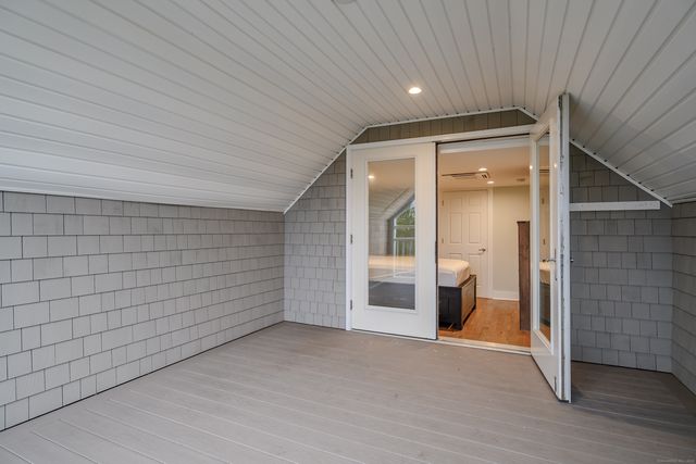 1039 Reef Road, Fairfield, CT 06824