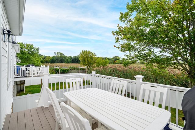 1039 Reef Road, Fairfield, CT 06824