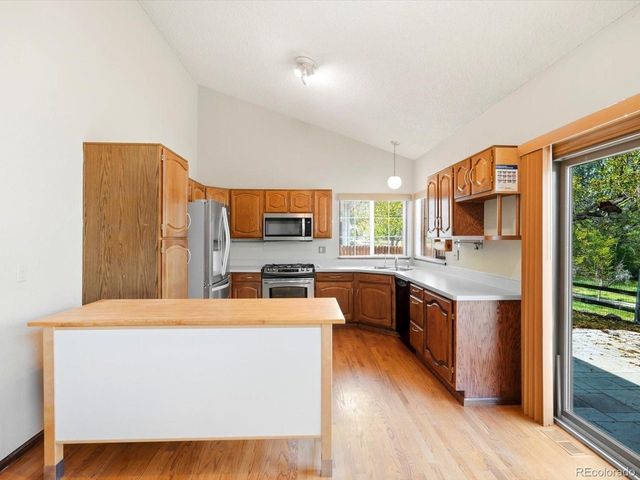 6878 Taft Ct, Arvada, CO 80004