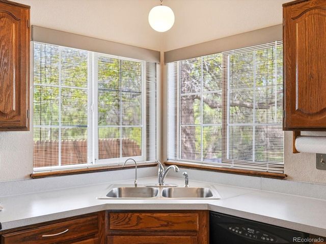 6878 Taft Ct, Arvada, CO 80004