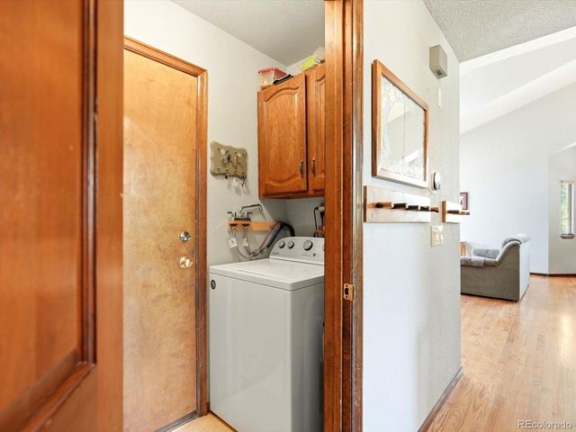 6878 Taft Ct, Arvada, CO 80004