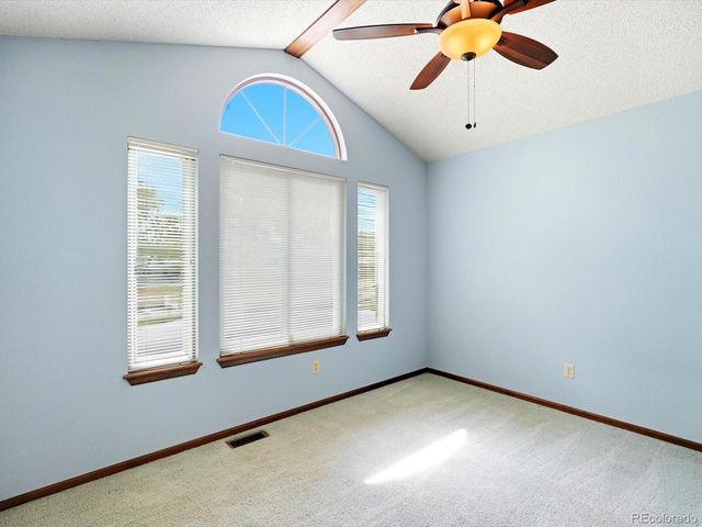 6878 Taft Ct, Arvada, CO 80004