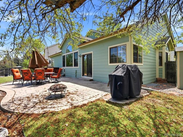6878 Taft Ct, Arvada, CO 80004