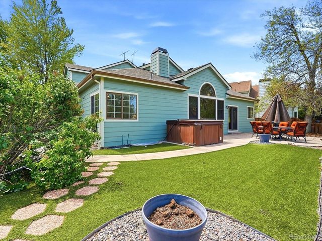 6878 Taft Ct, Arvada, CO 80004