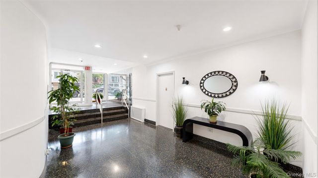50-21 39th Place 1A, Sunnyside, NY 11104