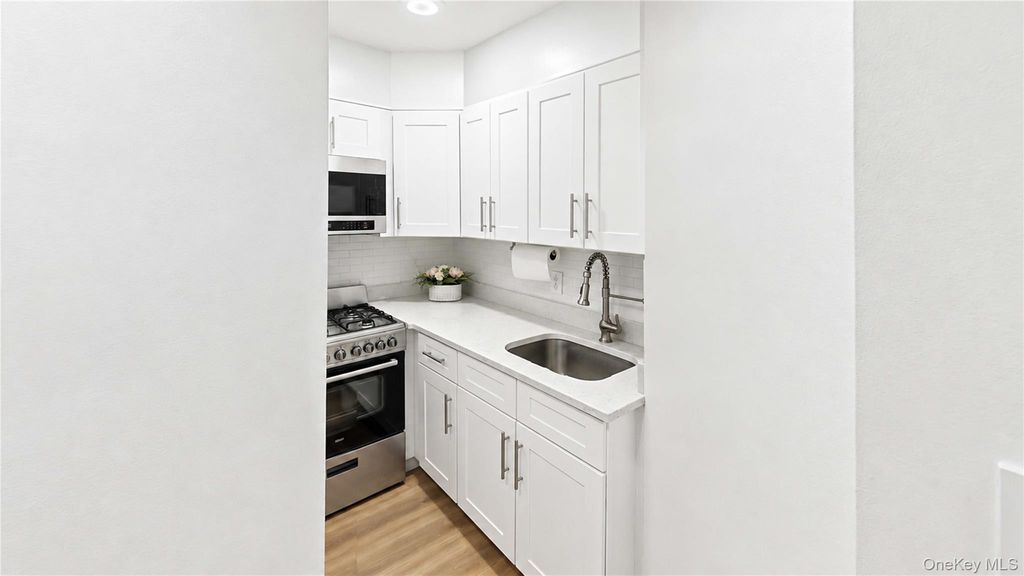 50-21 39th Place 1A, Sunnyside, NY 11104 — photo 5
