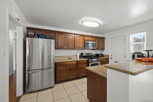 8740 Adriana St., Spring Valley, CA 91977