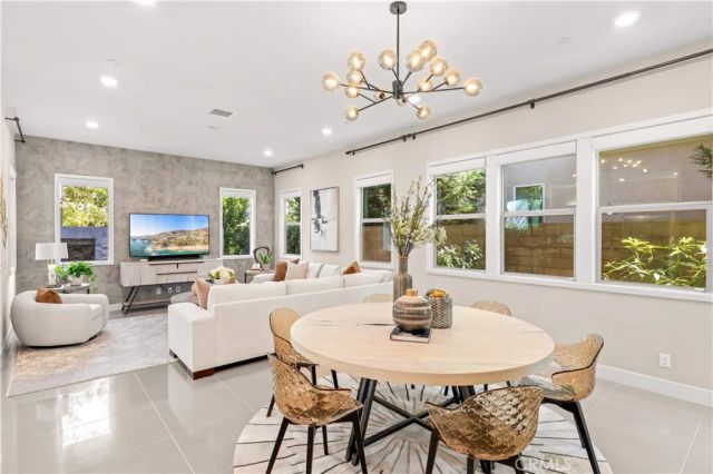 131 Spiral, Irvine, CA 92618