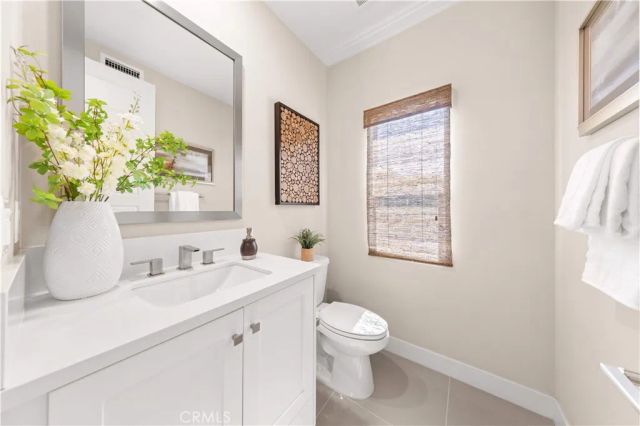 131 Spiral, Irvine, CA 92618