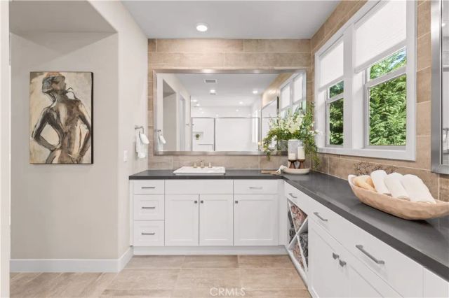 131 Spiral, Irvine, CA 92618