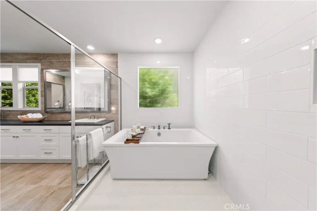 131 Spiral, Irvine, CA 92618