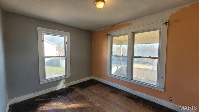 106 Oaklawn Avenue, Warrenton, MO 63383