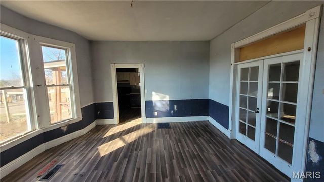 106 Oaklawn Avenue, Warrenton, MO 63383