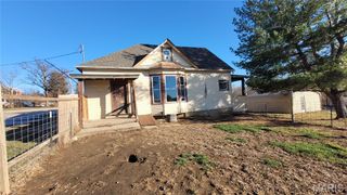 106 Oaklawn Avenue, Warrenton, MO 63383