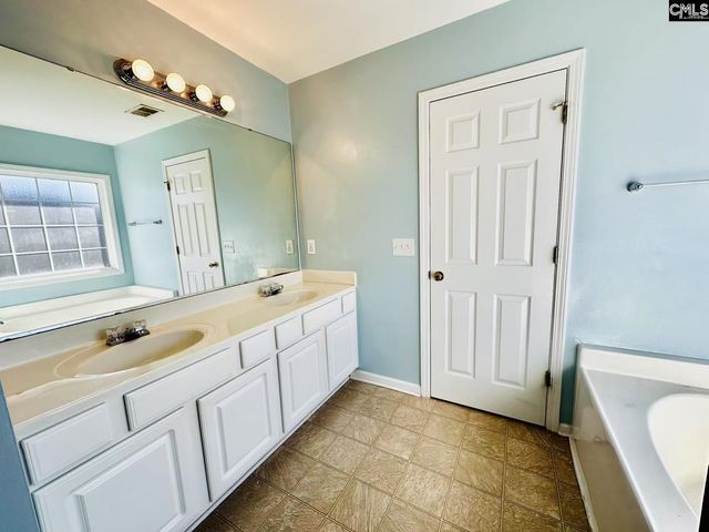 252 Hollingsworth Lane, Lexington, SC 29072