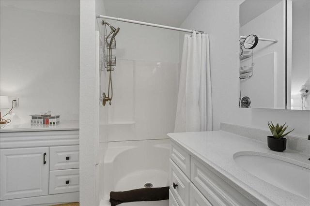 379 Avenida Andorra, Cathedral City, CA 92234